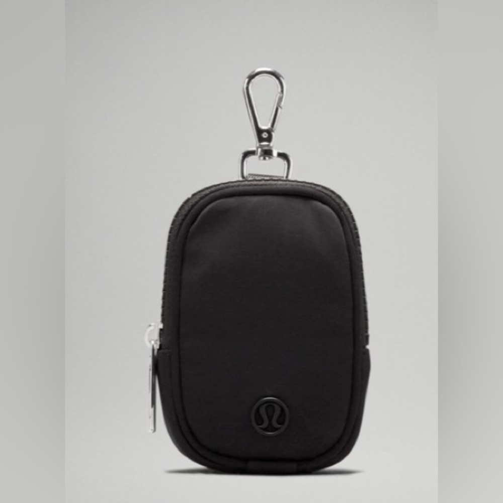 Lululemon Clippable Nano Pouch *Knit Nylon